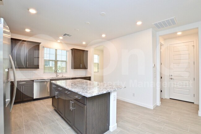 1078 E Sabino Dr Chandler, AZ 85286 photo 5