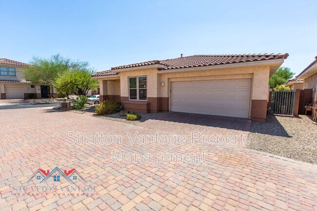 13562 W Cypress St Goodyear, AZ 85395 photo 2