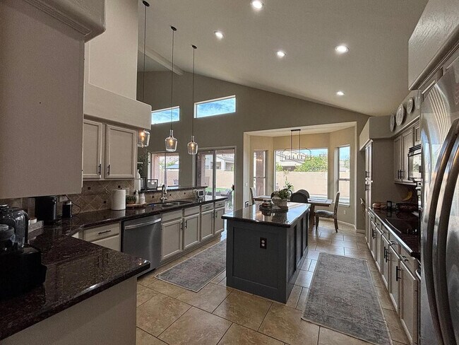 3136 E Brookwood Ct Phoenix, AZ 85048 photo 2