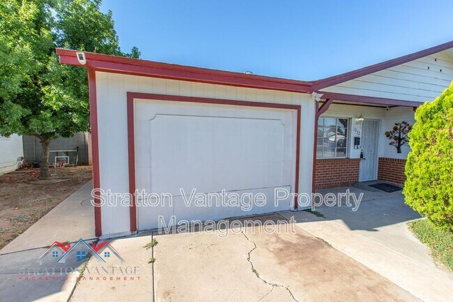 1232 E Clarendon Ave Phoenix, AZ 85014 photo 3