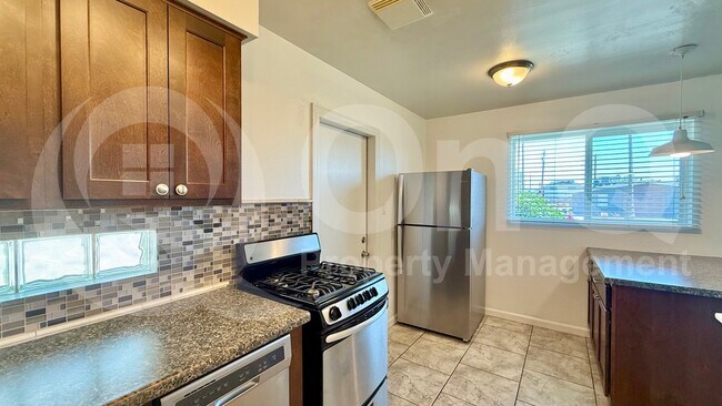 2620 E Turney Ave Phoenix, AZ 85016 photo 3