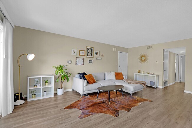 3554 Pierson St Oakland, CA 94619 photo 2