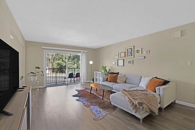 3554 Pierson St Oakland, CA 94619 photo 4