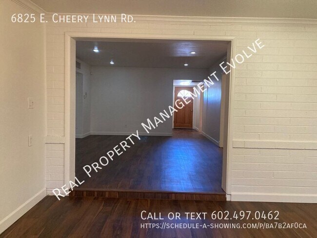 6825 E Cheery Lynn Rd Scottsdale, AZ 85251 photo 2