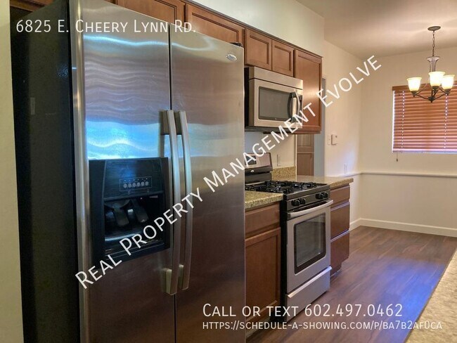 6825 E Cheery Lynn Rd Scottsdale, AZ 85251 photo 5