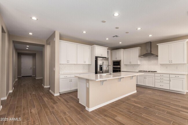 4813 W Stargazer Pl Phoenix, AZ 85339 photo 5
