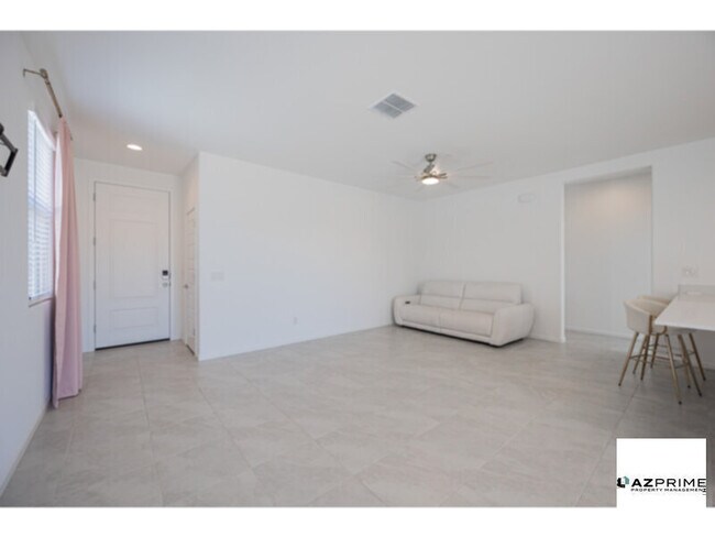12503 Parkway Ln Avondale, AZ 85323 photo 5