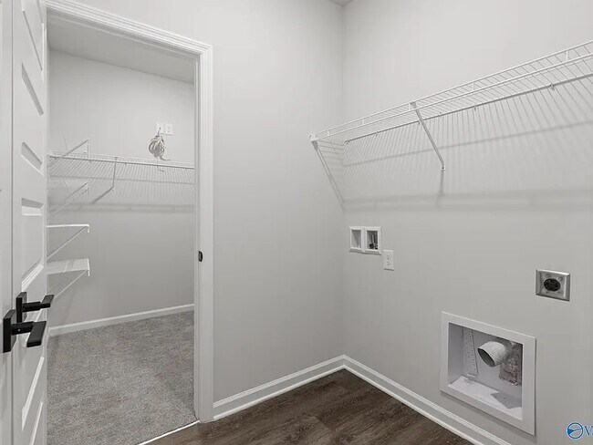 35035 N Vly Pkwy Phoenix, AZ 85086 photo 5