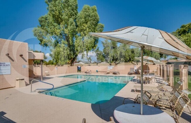 8940 W Olive Ave Peoria, AZ 85345 photo 4