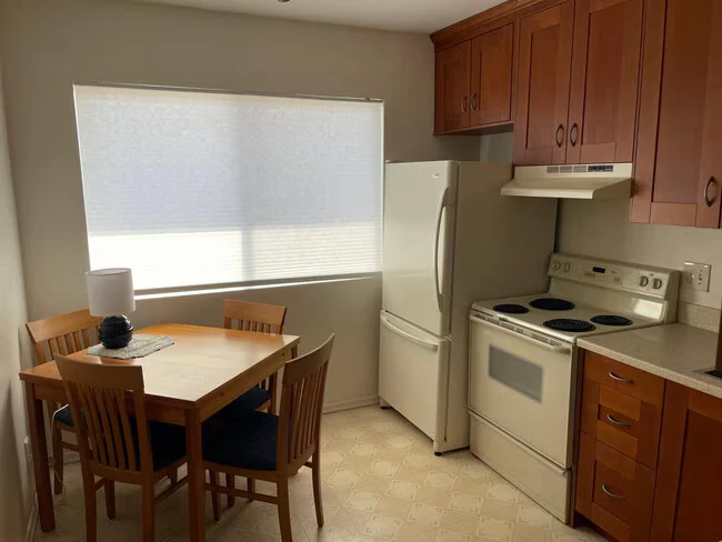 749 E Montebello Ave Phoenix, AZ 85014 photo 4