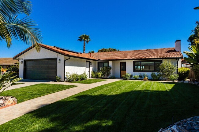 7776 Madrilena Way Carlsbad, CA 92009 photo 2