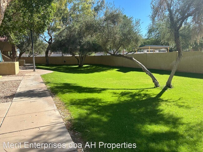 1126 W Elliot Rd Chandler, AZ 85224 photo 3