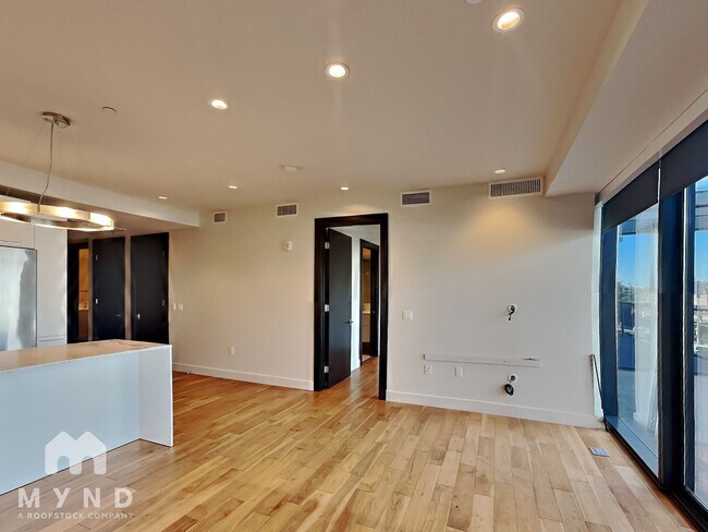 4422 N 75th St Scottsdale, AZ 85251 photo 4