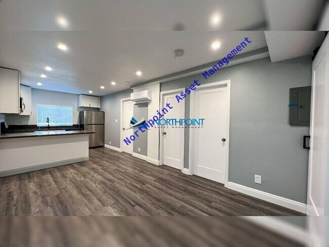 6238 Stanley Ave San Diego, CA 92115 photo 3