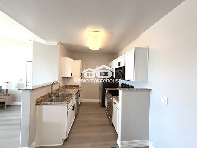 2134 E Broadway Rd Tempe, AZ 85282 photo 4