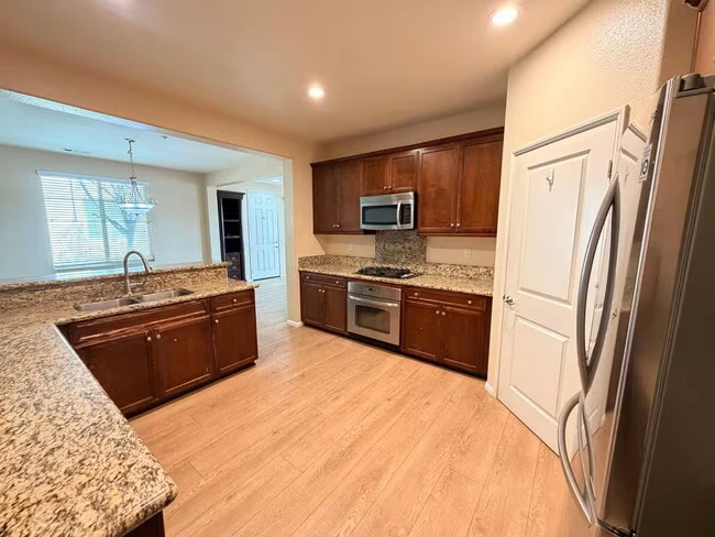 1729 Cripple Creek Dr Chula Vista, CA 91915 photo 5