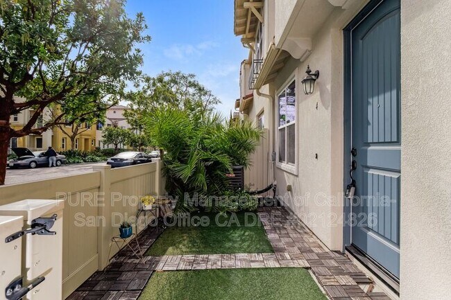 1520 Santa Carolina Rd Chula Vista, CA 91913 photo 3