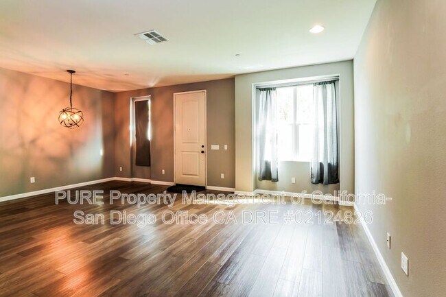 1520 Santa Carolina Rd Chula Vista, CA 91913 photo 4