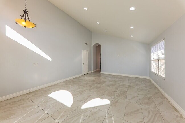 6490 W Wahalla Ln photo 5
