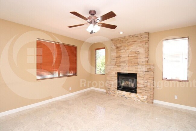 1520 S Velero Pl Chandler, AZ 85286 photo 4