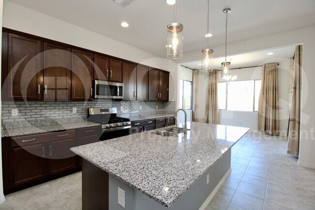 20570 E Vía De Colina Queen Creek, AZ 85142 photo 4