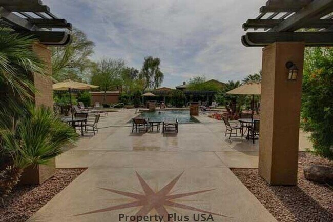 16013 S Desert Foothills Pkwy Phoenix, AZ 85048 photo 4
