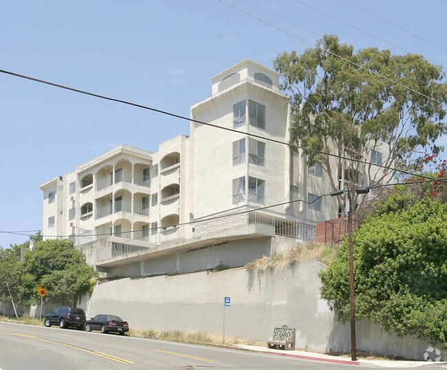 836 W Pennsylvania Ave San Diego, CA 92103 photo 2