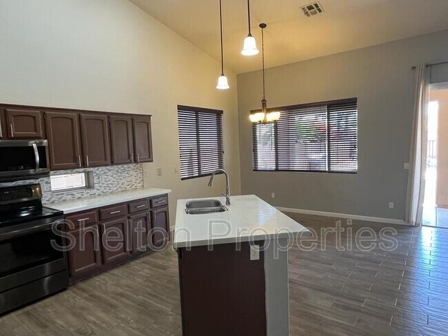 13139 W Granada Rd Goodyear, AZ 85395 photo 3