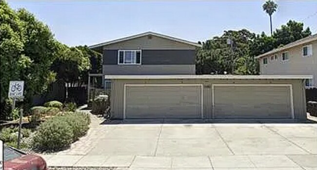 1182 W Hamilton Ave Campbell, CA 95008