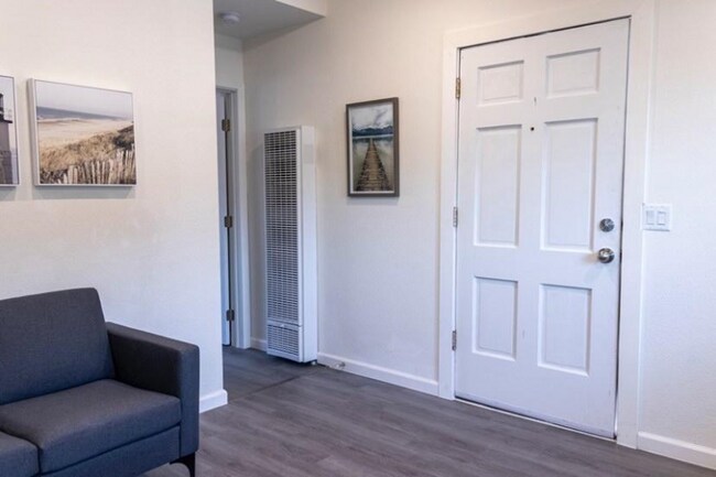 2114 54th St San Diego, CA 92105