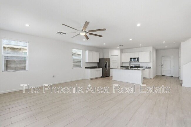 2761 W Seaver Ave Apache Junction, AZ 85120 photo 3