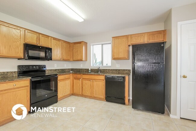 13000 W Lisbon Ln El Mirage, AZ 85335 photo 4