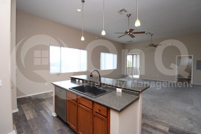 29606 N Tatum Blvd Cave Creek, AZ 85331 photo 5