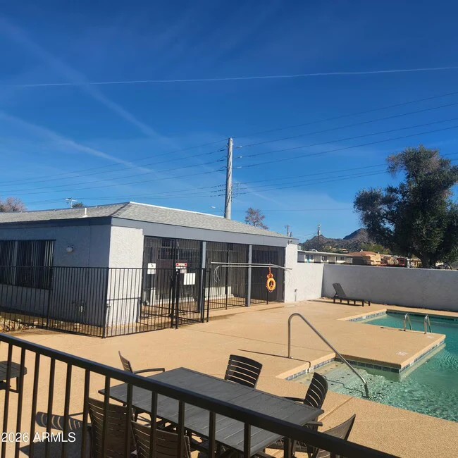 7550 N 12th St Phoenix, AZ 85020 photo 4