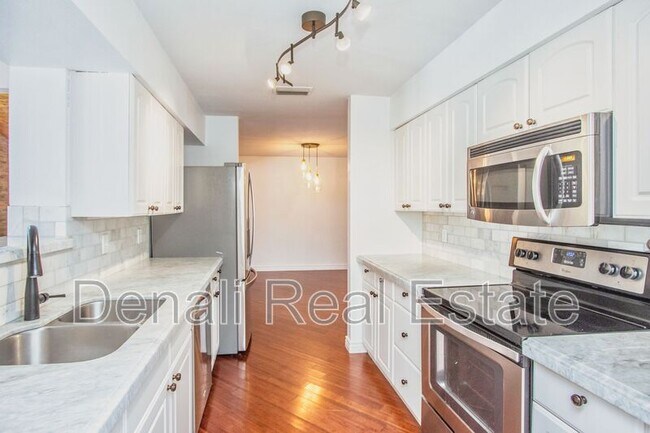 2801 E Sylvia St Phoenix, AZ 85032 photo 2
