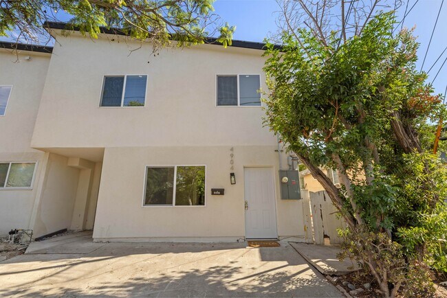 4904 54th St San Diego, CA 92115