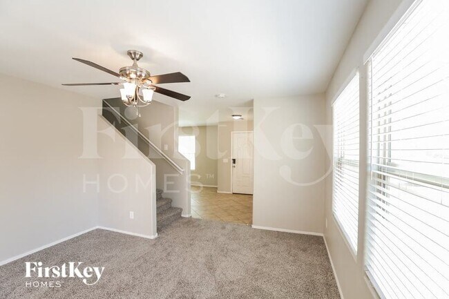 2226 S Buckaroo Trail Gilbert, AZ 85295 photo 5