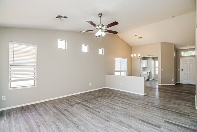 2725 E Carol Ave Mesa, AZ 85204 photo 5