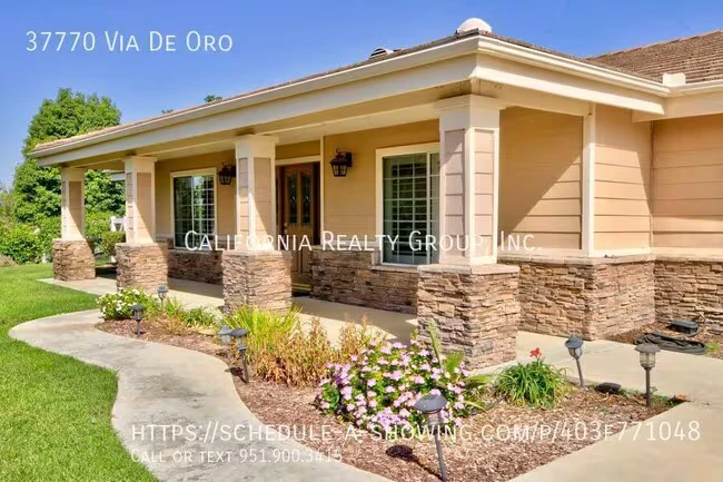 37770 Vía De Oro Temecula, CA 92592 photo 3