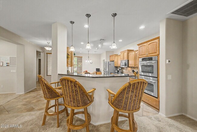 22568 W Shadow Dr Buckeye, AZ 85326 photo 5