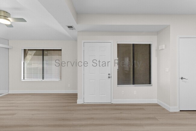 4201 N 20th St Phoenix, AZ 85016 photo 5