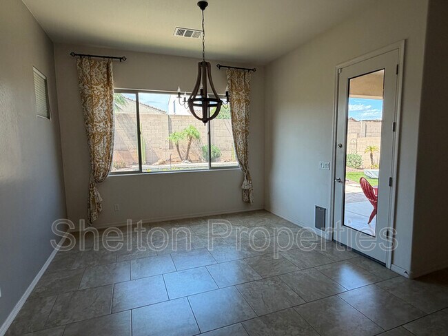 20516 W Legend Trail Buckeye, AZ 85396 photo 3