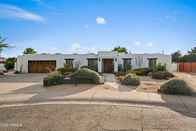 3501 E Cannon Dr Phoenix, AZ 85028 photo 3