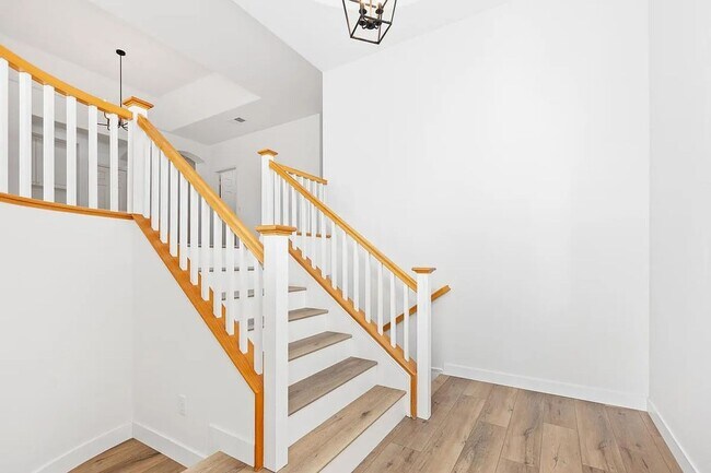 2738 Carriagedale Row San Diego, CA 92037 photo 5