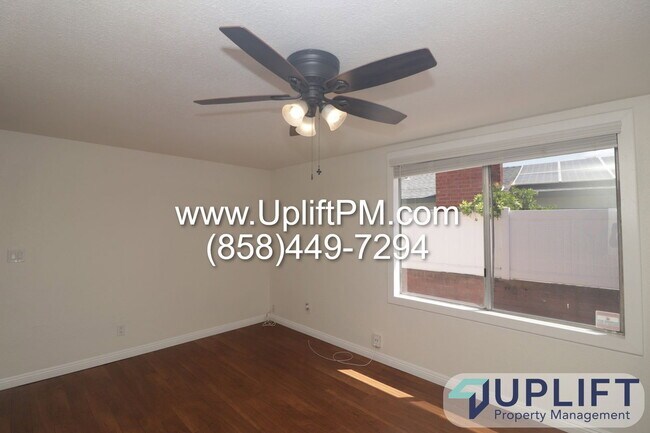 7643 Woodbine Way San Diego, CA 92114 photo 2