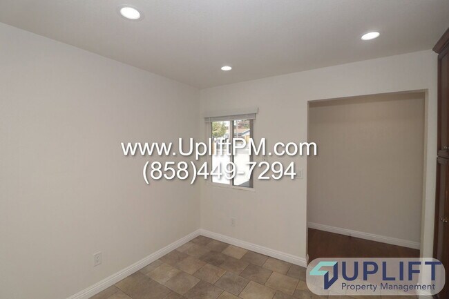 7643 Woodbine Way San Diego, CA 92114 photo 4