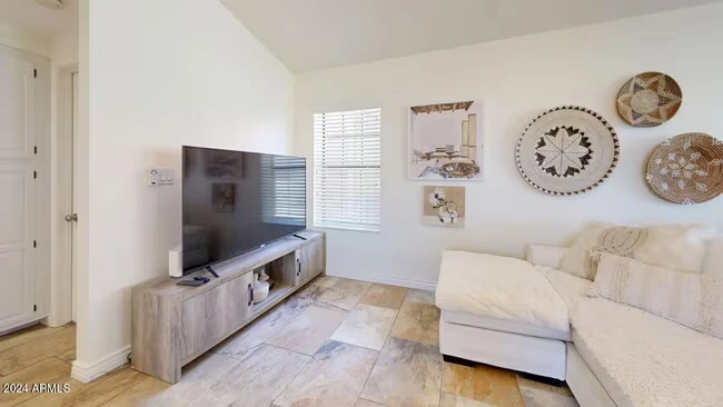 8300 East Vía de Ventura Scottsdale, AZ 85258 photo 5
