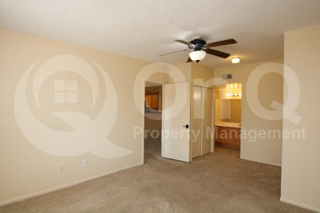 5757 W Eugie Ave Glendale, AZ 85304 photo 5