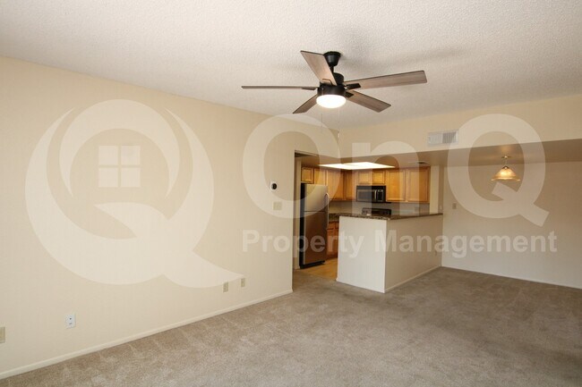 5757 W Eugie Ave Glendale, AZ 85304 photo 3
