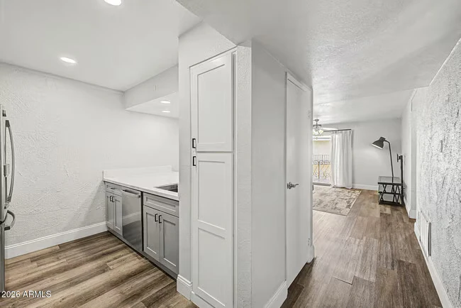 3314 N 68th St Scottsdale, AZ 85251 photo 2